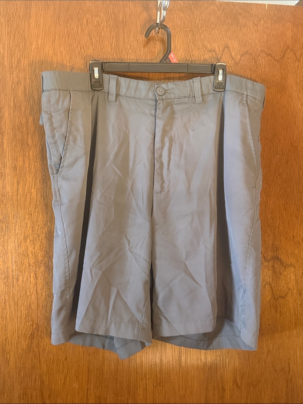 Classic Vintage Men's Gray Flat Front Shorts
